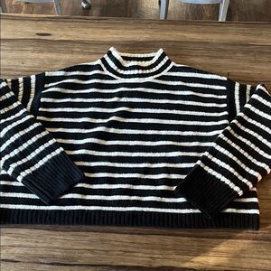 NWT Lush Black and White Striped Turtleneck Sweater crop fit women’s small